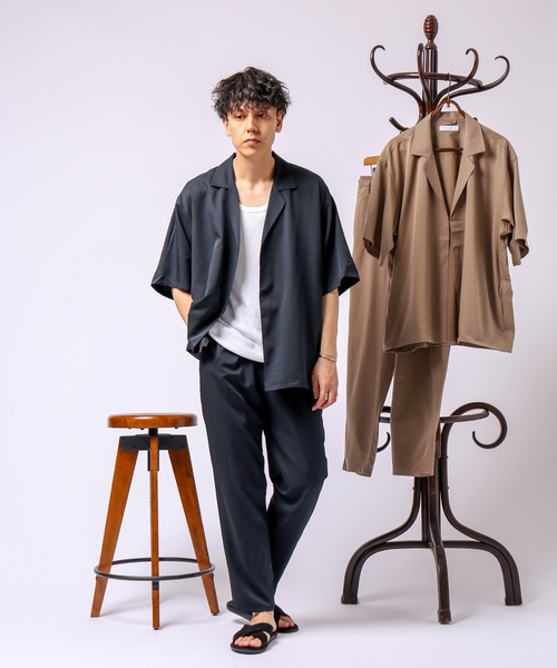B.C STOCK(ベーセーストック)の「COOLFIBER RELAX SETUP(シャツ/ブラウス・メンズ・ブラック/カーキ/ネイビー/ブラウン/グレー/チャコールグレー/ベージュ・MEDIUM/LARGE)」の2枚目の写真
