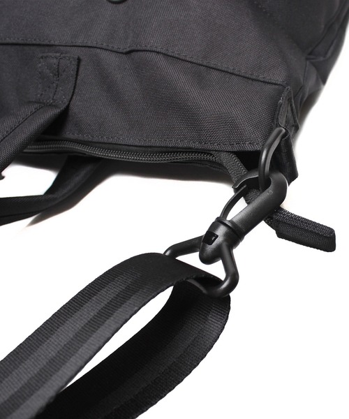 NOTIVE/CANTERA（ノーティブカンテラ）の「[NOTIVE/CANTERA] Helmet bag BUTLER（トートバッグ・メンズ・ブラック/グレー・ONE SIZE）」の3枚目の写真