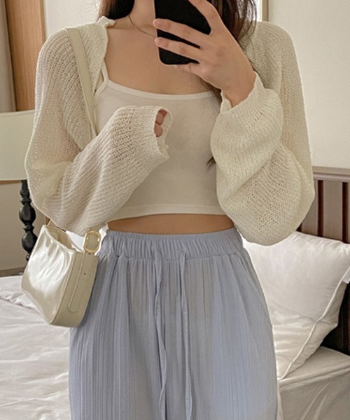 SONA（ソナ）の「SONYUNARA ボレロクロップカーディガン（カーディガン/ボレロ・レディース・ブラック/ベージュ/グレー/アイボリー・FREE）」の2枚目の写真