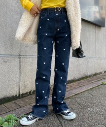 【HELLO.SANFRANCISCO/ハローサンフランシスコ】総柄刺繍フレアデニム