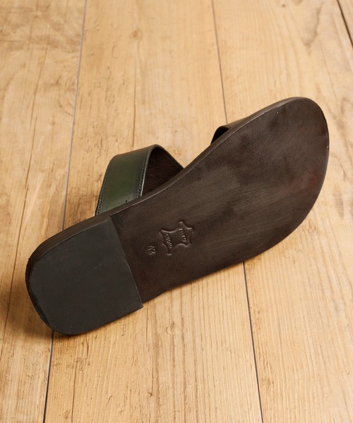 MADULI(マドゥリ)の「MADULI マドゥリ / THIN STRAP LEATHER TONG SANDAL FALT SOLE シンストラップレザートングサンダル フラットソール / M217008S(サンダル・メンズ・ブラック/ダークブラウン/オリーブ・44/40/42)」の9枚目の写真