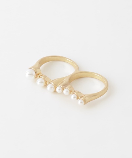 SMELLY（スメリー）の「パールダブルフィンガーリング（リング・レディース・ゴールド・-）」の3枚目の写真