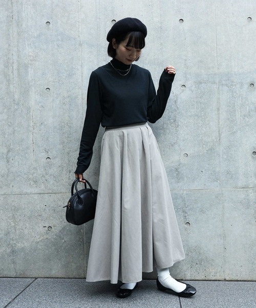 HONEYSUCKLE ROSE（ハニーサックルローズ）の「【HONEYSUCKLE ROSE】タックフレアスカート（スカート・レディース・ブラック/ベージュ/ホワイト×ブラック/ブラック×ホワイト・L/M）」の16枚目の写真