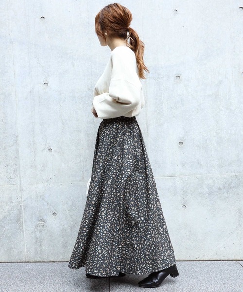 HONEYSUCKLE ROSE（ハニーサックルローズ）の「【HONEYSUCKLE ROSE】タックフレアスカート（スカート・レディース・ブラック/ベージュ/ホワイト×ブラック/ブラック×ホワイト・L/M）」の6枚目の写真