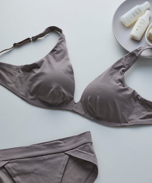 une nana cool（ウンナナクール）の「特別な日以外の364日つけたくなるブラ 364ブラ コットン（ブラジャー・レディース・ブラック/ブルー/ベージュ/オリーブ/シルバーグレー/ラベンダー/ピンクベージュ/セージグリーン/オートミール/ブラウン/サンドベージュ/ダークブラウン/サックスブルー/桜/ミント/インディゴブルー/ライム/チャコールグレー/アイボリー/グレイッシュブルー/ダークグレー/ピンク/キナリ/グリーン・LL/S/M/L）」の9枚目の写真