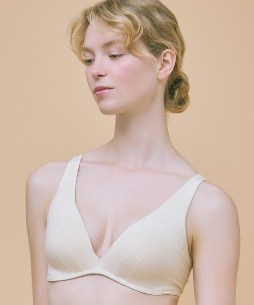 une nana cool（ウンナナクール）の「特別な日以外の364日つけたくなるブラ 364ブラ コットン（ブラジャー・レディース・ブラック/ブルー/ベージュ/オリーブ/シルバーグレー/ラベンダー/ピンクベージュ/セージグリーン/オートミール/ブラウン/サンドベージュ/ダークブラウン/サックスブルー/桜/ミント/インディゴブルー/ライム/チャコールグレー/アイボリー/グレイッシュブルー/ダークグレー/ピンク/キナリ/グリーン・LL/S/M/L）」の3枚目の写真