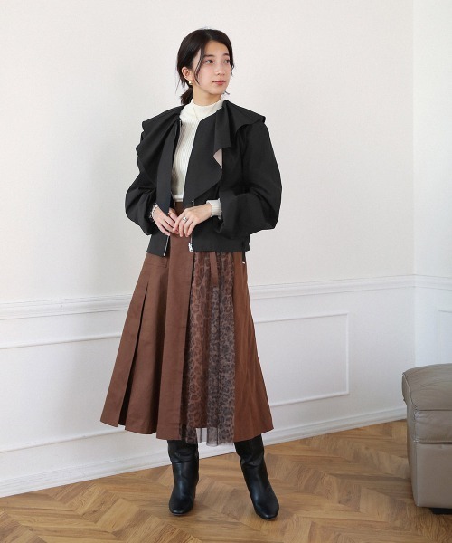 Bou Jeloud(ブージュルード)の「リバーシブルフリルカラーブルゾン(ブルゾン・レディース・ブラック/パープル・38)」の3枚目の写真