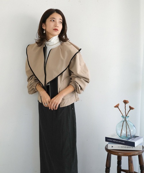 Bou Jeloud(ブージュルード)の「リバーシブルフリルカラーブルゾン(ブルゾン・レディース・ブラック/パープル・38)」の13枚目の写真