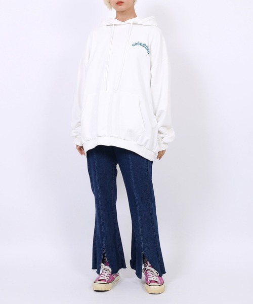 PUNYUS（プニュズ）の「GOODMOODパーカー（パーカー・レディース・ホワイト/ブラック/ブルー・4/3）」の13枚目の写真