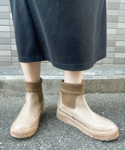 Sugar Sugar（シュガーシュガー）の「【SUGAR SUGAR シュガーシュガー】リブニットソックスブーツ（ブーツ・レディース・グレー/ブラウン系その他/ブラック・S/M/L/LL）」の3枚目の写真