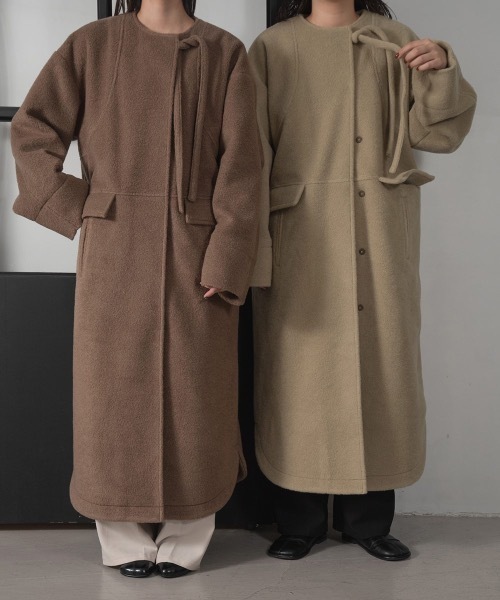 lawgy（ラウジー）の「fluffy ribbon long outer（ノーカラーコート  