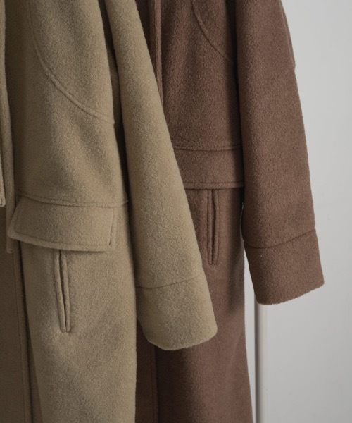 lawgy（ラウジー）の「fluffy ribbon long outer（ノーカラーコート  