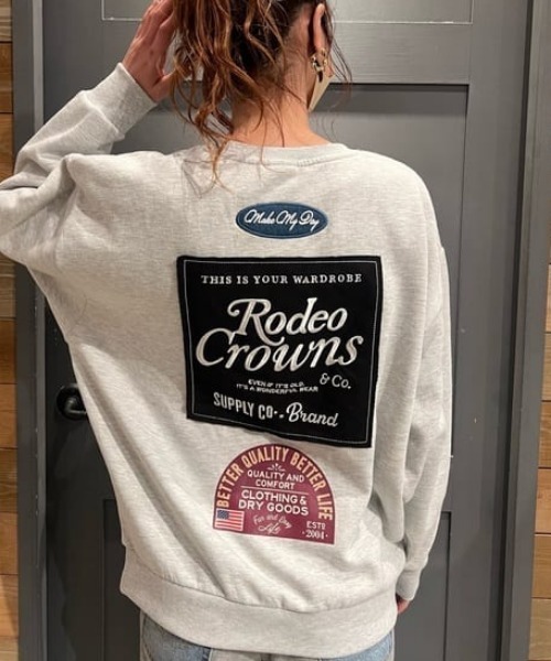 RODEO CROWNS WIDE BOWL（ロデオクラウンズワイドボウル）の「LOGO MANY PATCHESスウェット（スウェット・レディース・ピンク/グリーン/グレー×ホワイト/ブラック・FREE）」の9枚目の写真