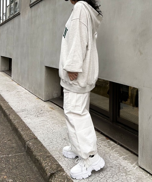 INGNI（イング）の「ドローコードカーゴパンツ（カーゴパンツ・レディース・ブラック/カーキ/アイボリー・FREE）」の11枚目の写真