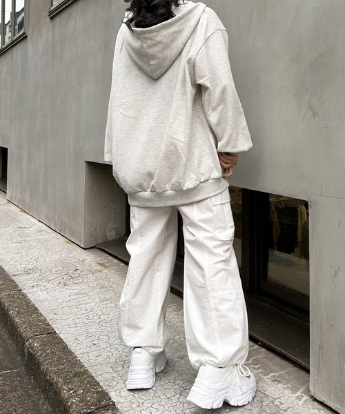 INGNI（イング）の「ドローコードカーゴパンツ（カーゴパンツ・レディース・ブラック/カーキ/アイボリー・FREE）」の12枚目の写真