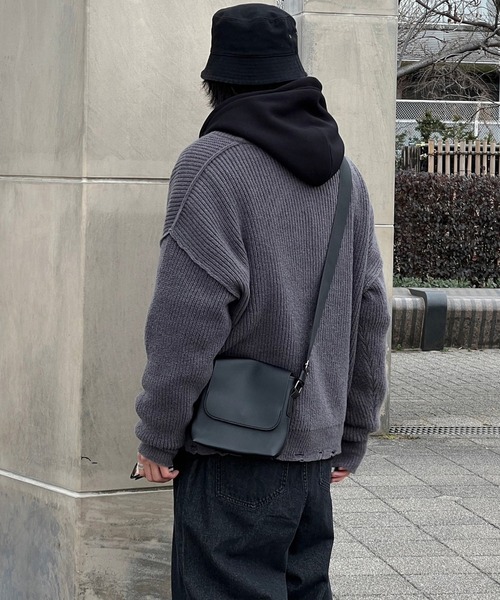 kutir（クティール）の「ビックシルエットダメージニットカーディガン（カーディガン/ボレロ・メンズ・ブルー/ブラック/チャコール/マスタード・MEDIUM/LARGE）」の11枚目の写真