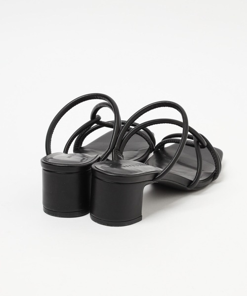 LOWRYS FARM（ローリーズファーム）の「ラインクロスヒールサンダル　190690（スリッポン・レディース・ブラック/オレンジ/グリーン/アイボリー・MEDIUM/LARGE）」の16枚目の写真