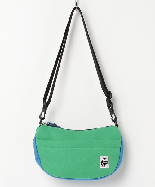 CHUMS（チャムス）の「CHUMS/チャムス ショルダーバック MINI BANANASHOULDER SWEAT ミニバナナショルダースウェットナイロン CH60-3609（ショルダーバッグ・メンズ・ブラック×グレー/ブルー/ネイビー/グレー系その他/ピンク系その他/ブルー系その他/グリーン・FREE）」の14枚目の写真