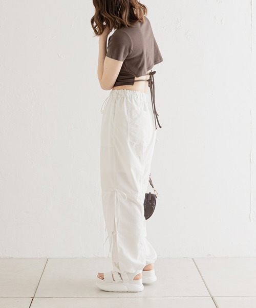 Chico(チコ)の「ウエストリボンロゴ刺繍チビT(Tシャツ/カットソー・レディース・ホワイト/ブラック/ピンク/ホワイト系その他2/ブラウン・FREE)」の12枚目の写真