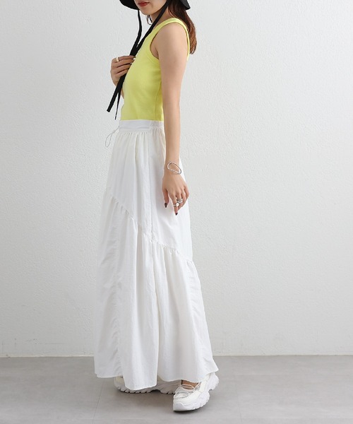 COLONY 2139（コロニートゥーワンスリーナイン）の「カップ付リブタンクトップ（タンクトップ・レディース・ホワイト/チャコールグレー/ブラック/イエロー/グリーン・SMALL/MEDIUM）」の13枚目の写真