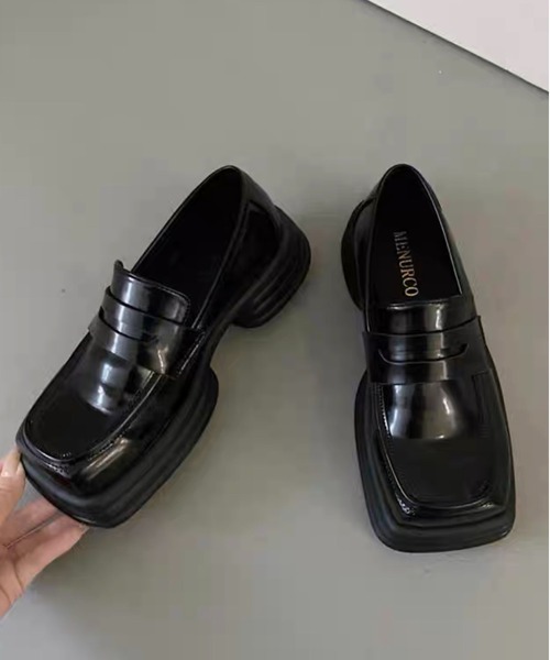 Chick（チック）の「スクエアトゥチャンキーソールローファー（ローファー・レディース・ホワイト/ブラック・36/38/40）」の7枚目の写真