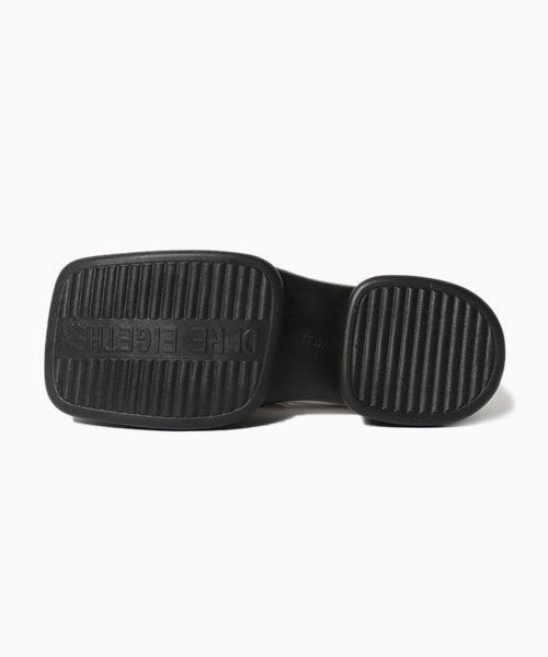 Chick（チック）の「スクエアトゥチャンキーソールローファー（ローファー・レディース・ホワイト/ブラック・36/38/40）」の13枚目の写真