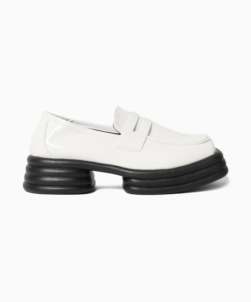 Chick（チック）の「スクエアトゥチャンキーソールローファー（ローファー・レディース・ホワイト/ブラック・36/38/40）」の11枚目の写真