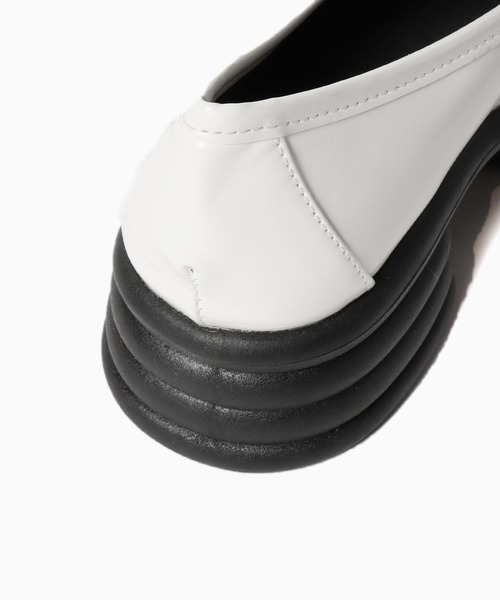 Chick（チック）の「スクエアトゥチャンキーソールローファー（ローファー・レディース・ホワイト/ブラック・36/38/40）」の16枚目の写真