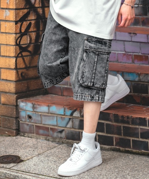 improves(インプローブス)の「ケミカルウオッシュ ワイド カーゴショートパン(デニムパンツ・メンズ・ネイビー/ブラック・MEDIUM/LARGE)」の4枚目の写真