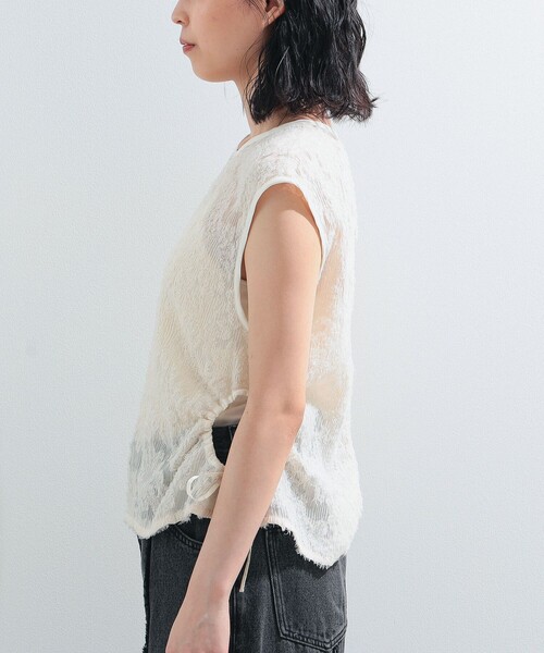 Ray BEAMS(レイビームス)の「Ray BEAMS / ジャカード カットアウト ノースリーブ トップス(シャツ/ブラウス・レディース・ブラック/ホワイト系その他6・ONE SIZE)」の12枚目の写真