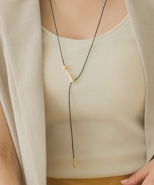 SMELLY（スメリー）の「ニュアンスバーYスライドコードネックレス（ネックレス・レディース・ゴールド系その他・-）」の6枚目の写真