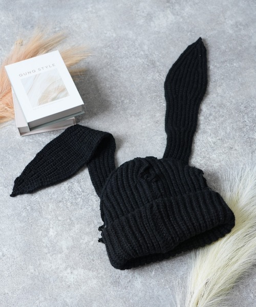 ALTROSE(アルトローズ)の「ニット帽 うさみみ Y2K ロング(ニットキャップ/ビーニー・レディース・ホワイト/ブラック・FREE)」の7枚目の写真