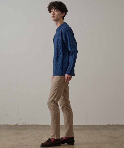 Blue Standard (ブルースタンダード)の「【BLUE STANDARD/ブルースタンダード】 軽量ウォッシャブルアランクルー アンチピリング アラン柄 イージーケア(ニット/セーター・メンズ・ブルー/ブルーグレー/ネイビー/ブラック/オフホワイト/杢グレー・X-LARGE/MEDIUM/SMALL/LARGE)」の17枚目の写真