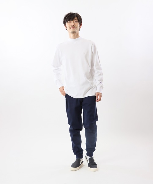 Champion（チャンピオン）の「【Champion/チャンピオン】メンズ ベーシック モックネックロングスリーブTシャツ（Tシャツ/カットソー・メンズ・チャコール/オフホワイト/ブラック/マルーン/ネイビー/オリーブ・LARGE/X-LARGE/MEDIUM/SMALL）」の10枚目の写真