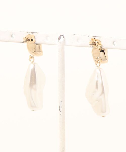 Chez toi（シェトワ）の「ニュアンスパールピアス（ピアス（両耳用）・レディース・ゴールド・FREE）」の10枚目の写真