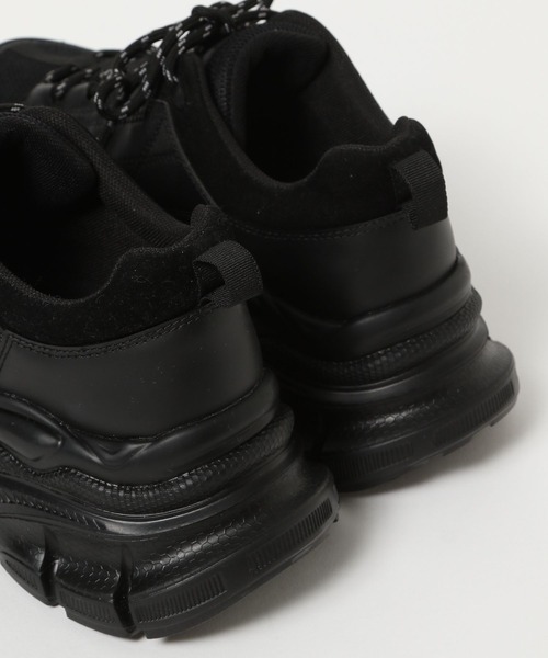 LOWRYS FARM(ローリーズファーム)の「レースアップスニーカー 981765(スニーカー・レディース・ホワイト/ブラック・MEDIUM/LARGE)」の9枚目の写真