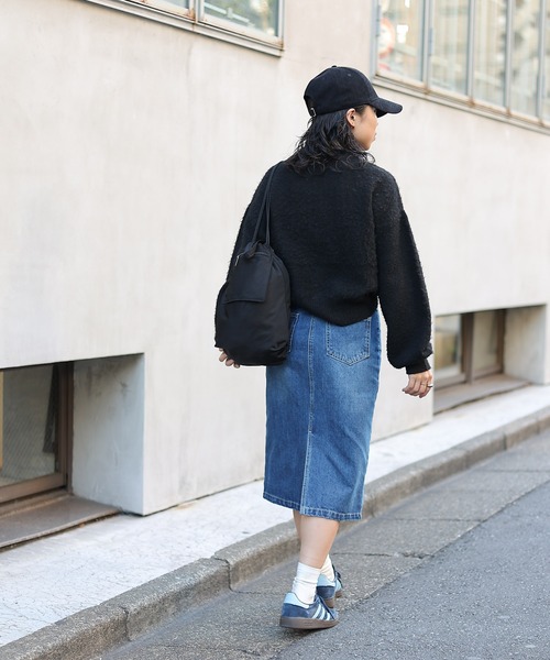 COLONY 2139（コロニートゥーワンスリーナイン）の「バックスリットミディ丈デニムスカート（デニムスカート・レディース・ブラック/サックスブルー/ブルー/ダークブルー/ライトグレー/ネイビー・SMALL/MEDIUM）」の20枚目の写真