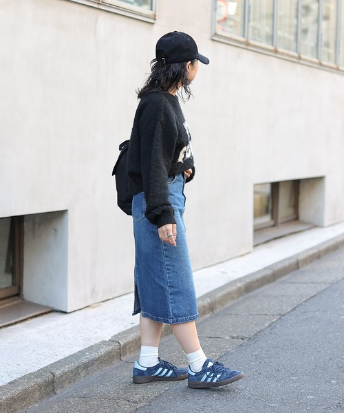 COLONY 2139（コロニートゥーワンスリーナイン）の「バックスリットミディ丈デニムスカート（デニムスカート・レディース・ブラック/サックスブルー/ブルー/ダークブルー/ライトグレー/ネイビー・SMALL/MEDIUM）」の21枚目の写真