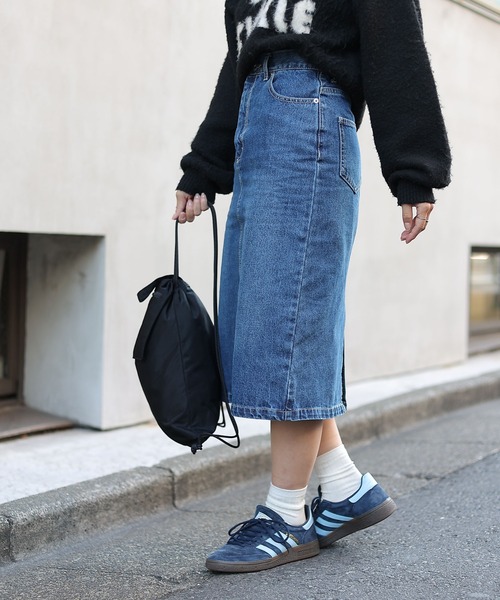 COLONY 2139（コロニートゥーワンスリーナイン）の「バックスリットミディ丈デニムスカート（デニムスカート・レディース・ブラック/サックスブルー/ブルー/ダークブルー/ライトグレー/ネイビー・SMALL/MEDIUM）」の17枚目の写真