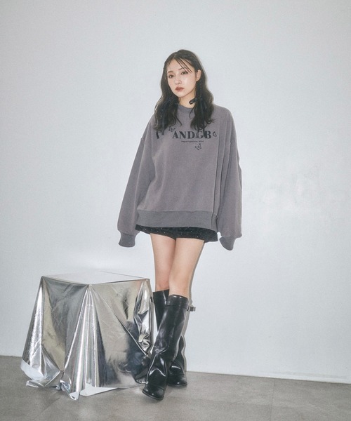 ANDGEEBEE（アンジービー）の「UNISEX バタフライロゴ裏起毛スウェット（スウェット・レディース・ブルー/チャコールグレー・FREE）」の14枚目の写真