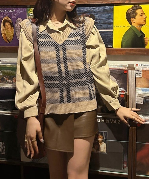 Miniministore(ミニミニストア)の「ニットベスト レディース ニットジレ秋冬(ベスト・レディース・ブラック/ベージュ・フリー)」の10枚目の写真