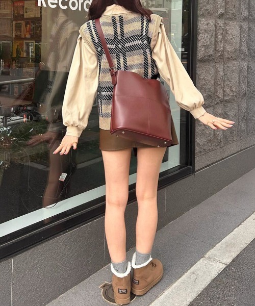 Miniministore(ミニミニストア)の「ニットベスト レディース ニットジレ秋冬(ベスト・レディース・ブラック/ベージュ・フリー)」の14枚目の写真