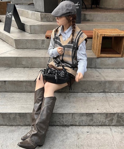 Miniministore(ミニミニストア)の「ニットベスト レディース ニットジレ秋冬(ベスト・レディース・ブラック/ベージュ・フリー)」の17枚目の写真