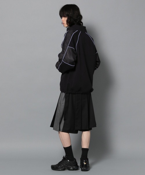 Anui（アニュイ）の「【UNISEX】コンビトラックスウェット（スウェット・レディース・オートミール/ブラック・S/M）」の16枚目の写真