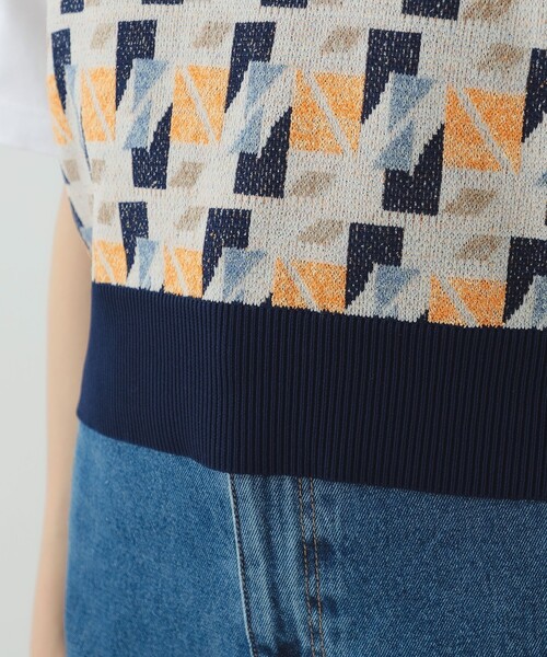 Ray BEAMS（レイビームス）の「Ray BEAMS / 柄編み Vネック ベスト（ベスト・レディース・オフホワイト/イエロー・ONE SIZE）」の5枚目の写真