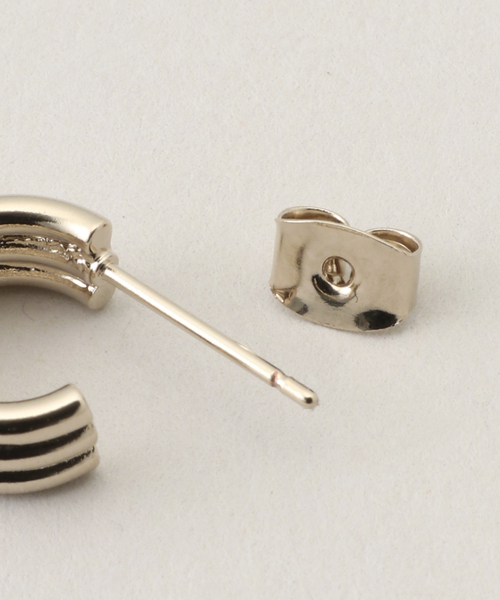 JUSTINE CLENQUET(ジュスティーヌクランケ)の「【JUSTINE CLENQUET/ジャスティーヌ クランケ】SARAH ピアス(ピアス(両耳用)・レディース・ゴールド/シルバー・FREE)」の4枚目の写真