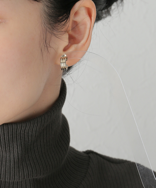JUSTINE CLENQUET(ジュスティーヌクランケ)の「【JUSTINE CLENQUET/ジャスティーヌ クランケ】SARAH ピアス(ピアス(両耳用)・レディース・ゴールド/シルバー・FREE)」の8枚目の写真