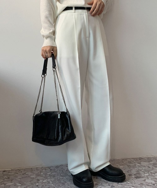 N.s(エヌドットエス)の「何本も欲しくなるタックセミワイドパンツ(スラックス・レディース・ベージュ/イエロー/モカ/チャコールグレー/ブルー/ブラック/ホワイト/グリーン/ピンク/ブラウン・L/M/S)」の12枚目の写真