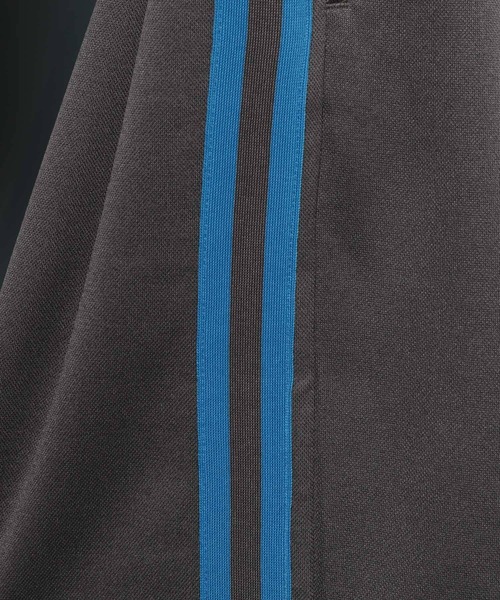 LOWRYS FARM（ローリーズファーム）の「ラインパンツ　103919（スウェットパンツ・レディース・チャコールグレー/アイボリー/ブラック・FREE）」の13枚目の写真