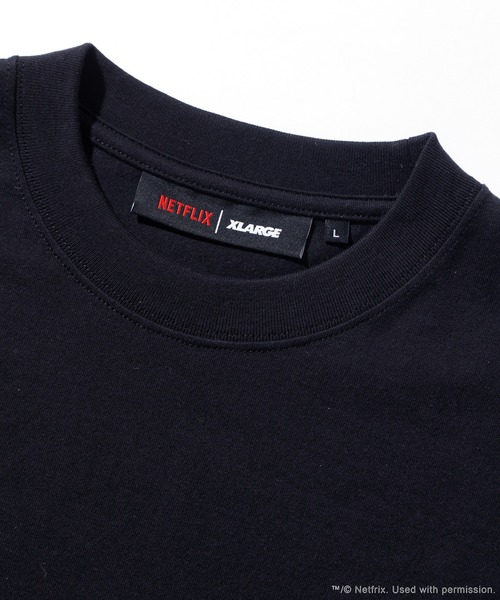 XLARGE(エクストララージ)の「XLARGE × Netflix S/S TEE(Tシャツ/カットソー・メンズ・ブラック・XL/L/M/S)」の4枚目の写真